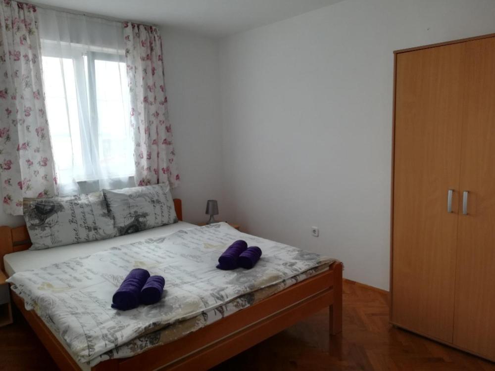 Apartment And Rooms Sidro Petrčane Dış mekan fotoğraf
